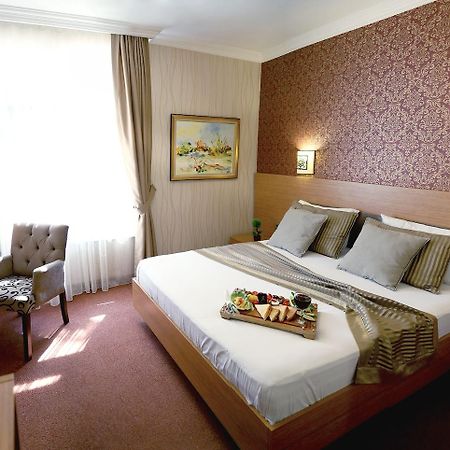 The Rise Aron Business Hotel Merter อิสตันบูล ภายนอก รูปภาพ